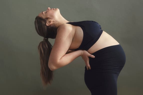 Exactly How—and Why—to Relax Your Tight Pelvic Floor During Pregnancy