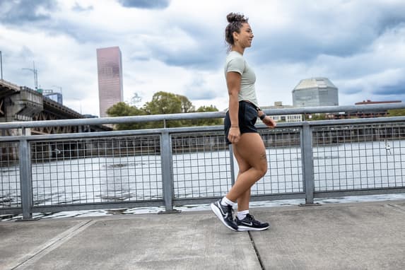 De beste wandelschoenen van Nike om mee op beton te lopen