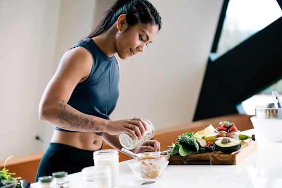 Los mejores alimentos para antes de hacer ejercicio, según un nutricionista