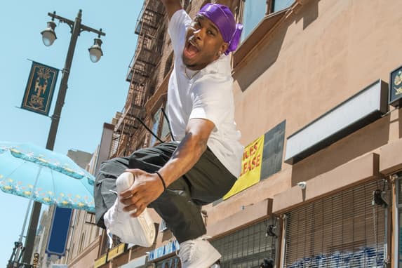 Mr. YouTube präsentiert seine Feel-Good-Dance-Moves