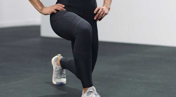 Perfect Forward Lunge Form: Step-By-Step