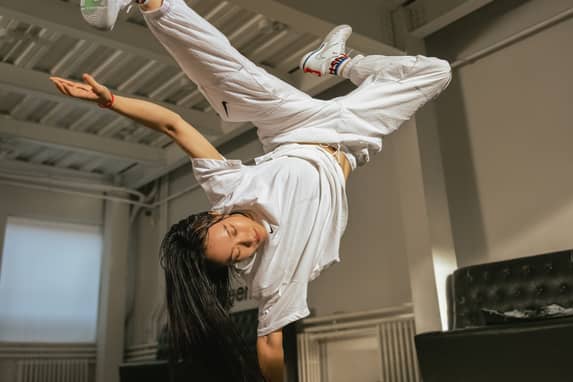 Wang Qing és la B-Girl dels moviments de contes de fades