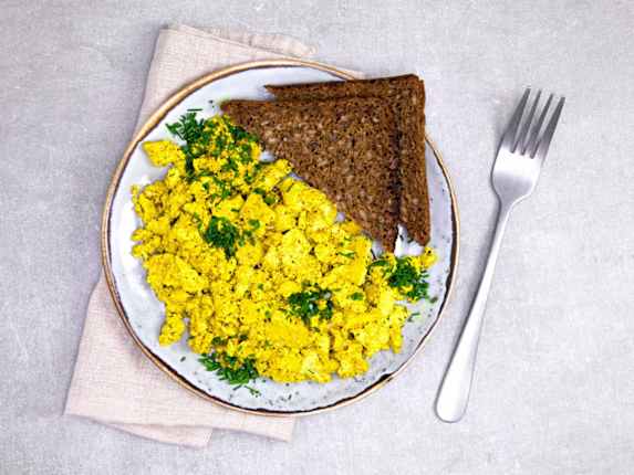 ¿Cuánta proteína hay que comer al día para ganar músculo?