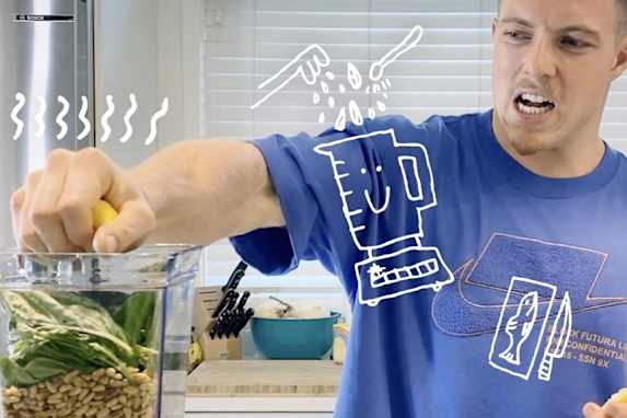 Recetas para atletas: Bol de salmón lleno de macronutrientes de Noah Ohlsen