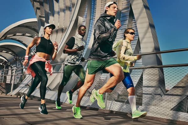 The Best Outdoor Biking Outfits. Nike IE