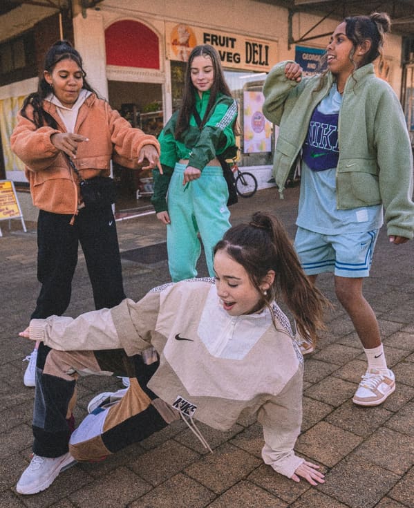 childrens nike clothing australia