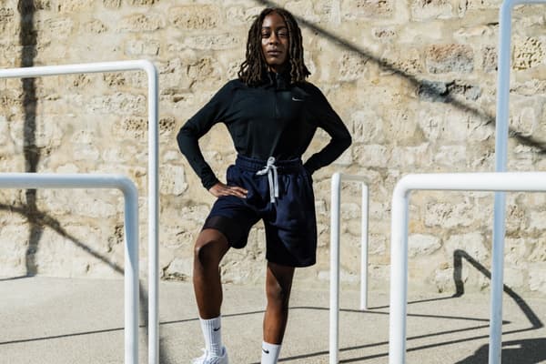 Florine Kouessan นักฟุตบอลชาวฝรั่งเศสและ Witch FC สโมสรของเธอ 