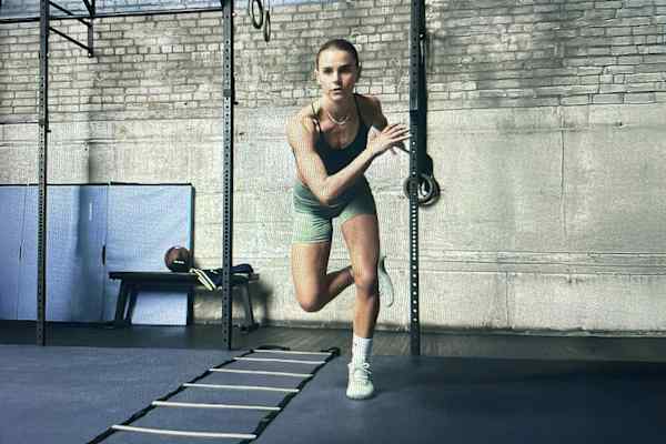 Moet ik cardio voor of na mijn krachttraining doen?