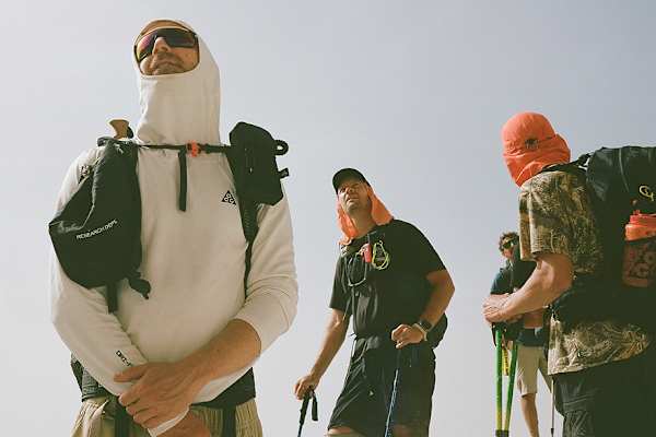 ACGジャーナル, slide 2 of 5