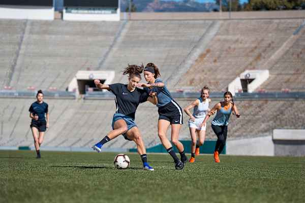 Quels sont les postes de football ?