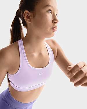 Guide des brassières pour ado : comment prendre les mesures pour trouver la bonne taille., Nike Swoosh