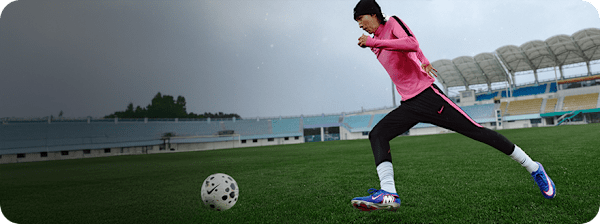 Shop By Sport, 남성 신발, 의류 및 액세서리, slide 1 of 5