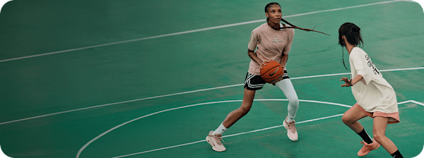 Shop By Sport, 여성 신발, 의류 및 액세서리, slide 5 of 5