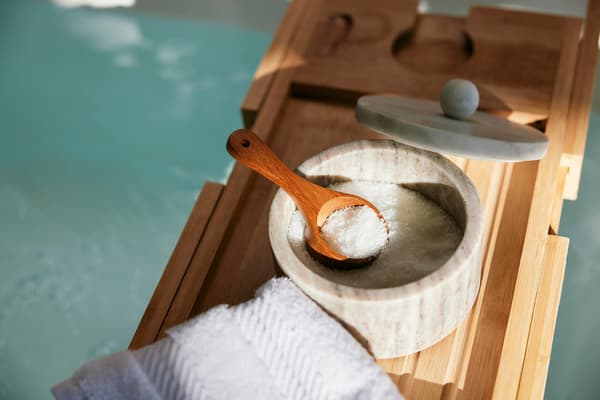 Les bienfaits d'un bain au sel d'Epsom