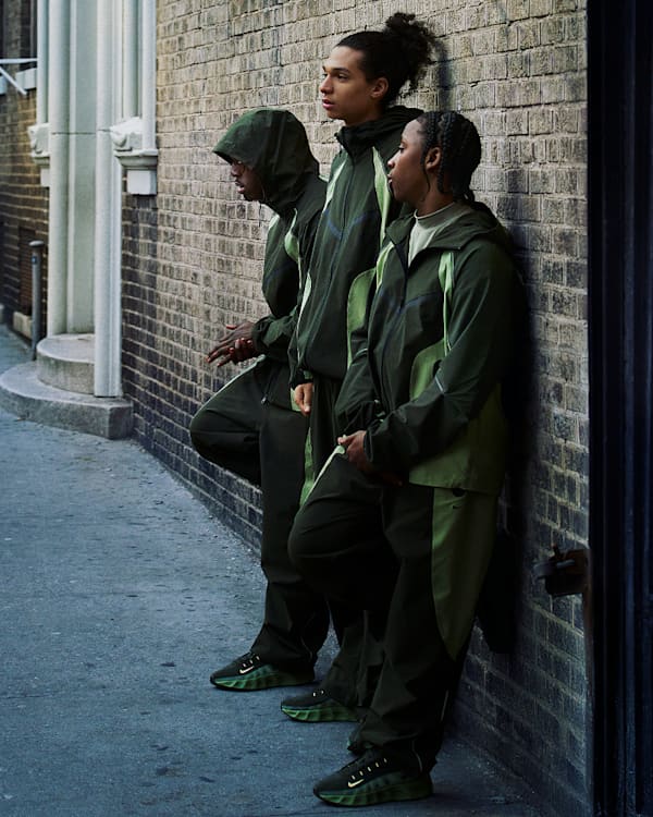 Nike Tech Woven - Hareket Kabiliyetini Artır