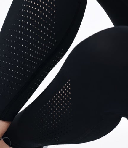 Nikeのパンツとタイツ