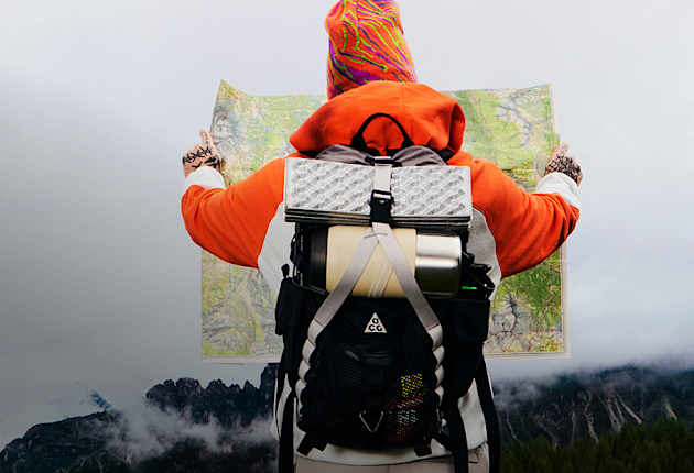 ACG, Nike. Just Do It. Nike.com (JP), slide 2 of 3