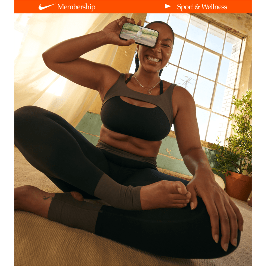 collective online nike