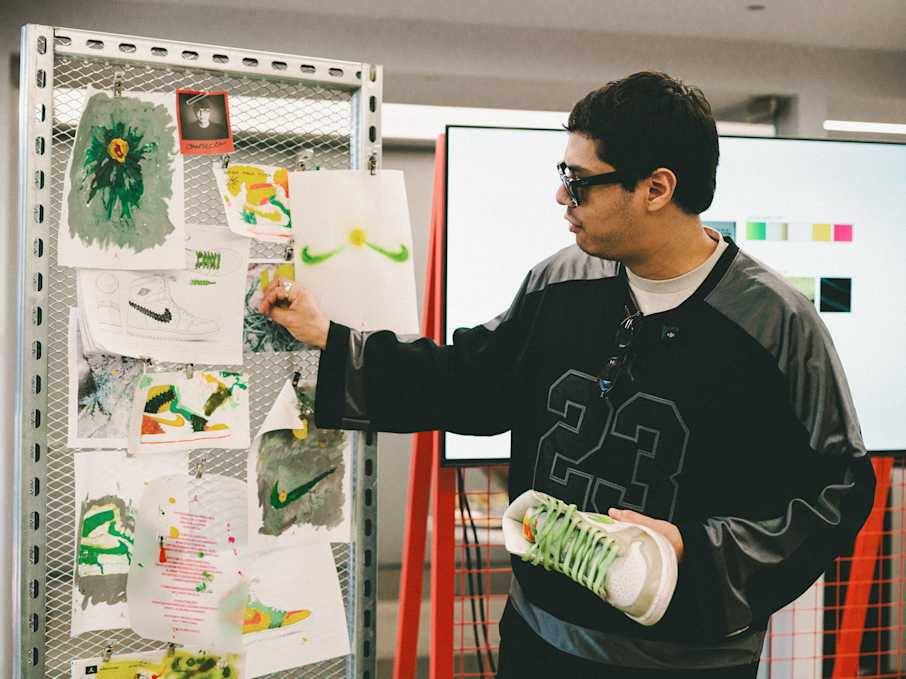 Canseco en el Jordan Design Studio