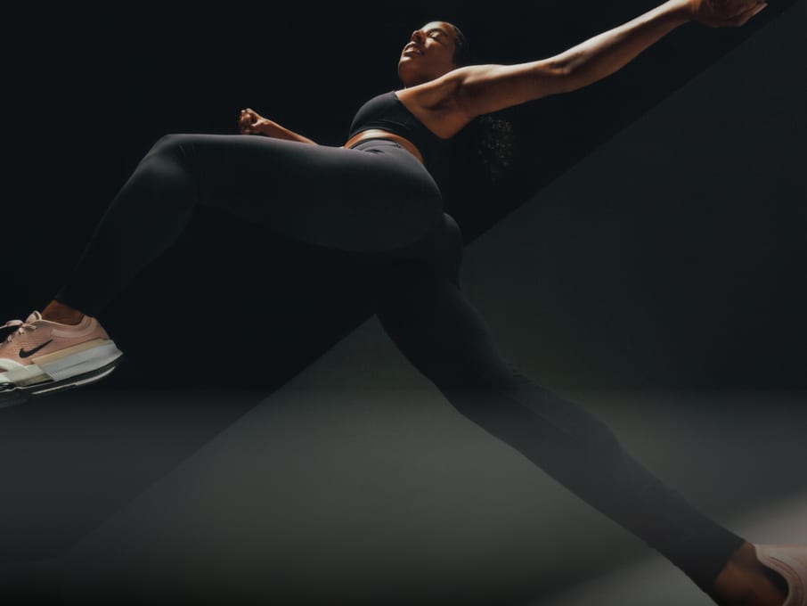 does nike leggings run small