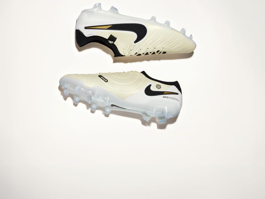 comparateur de prix chaussures de foot