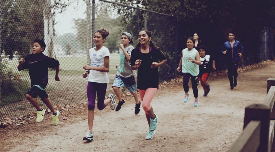 sport chek nike runners