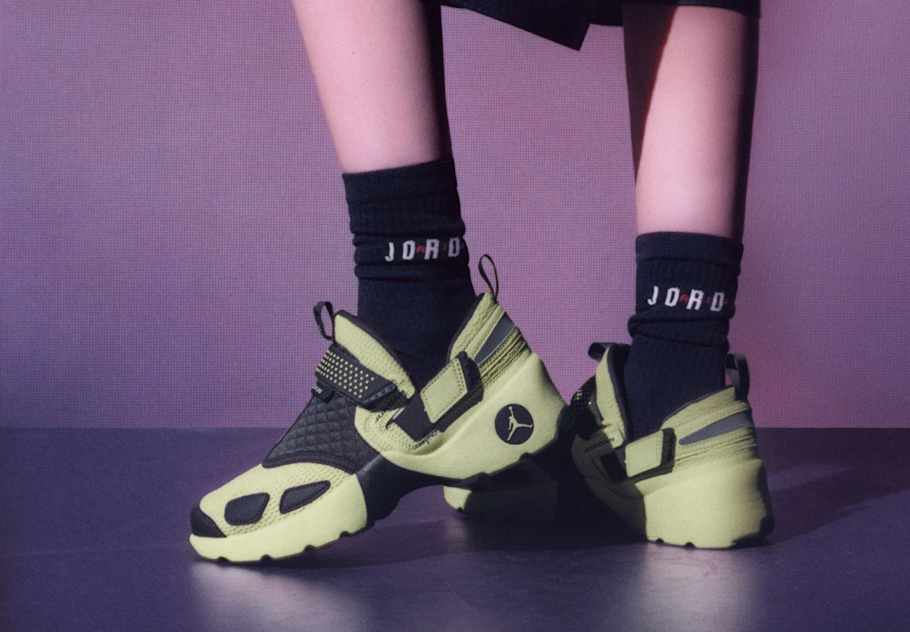 Nike. Just Do It. Nike.com (JP)