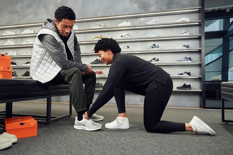 How Should Sneakers Fit? A Podiatrist Weighs In | Article "OGC". Nike HR