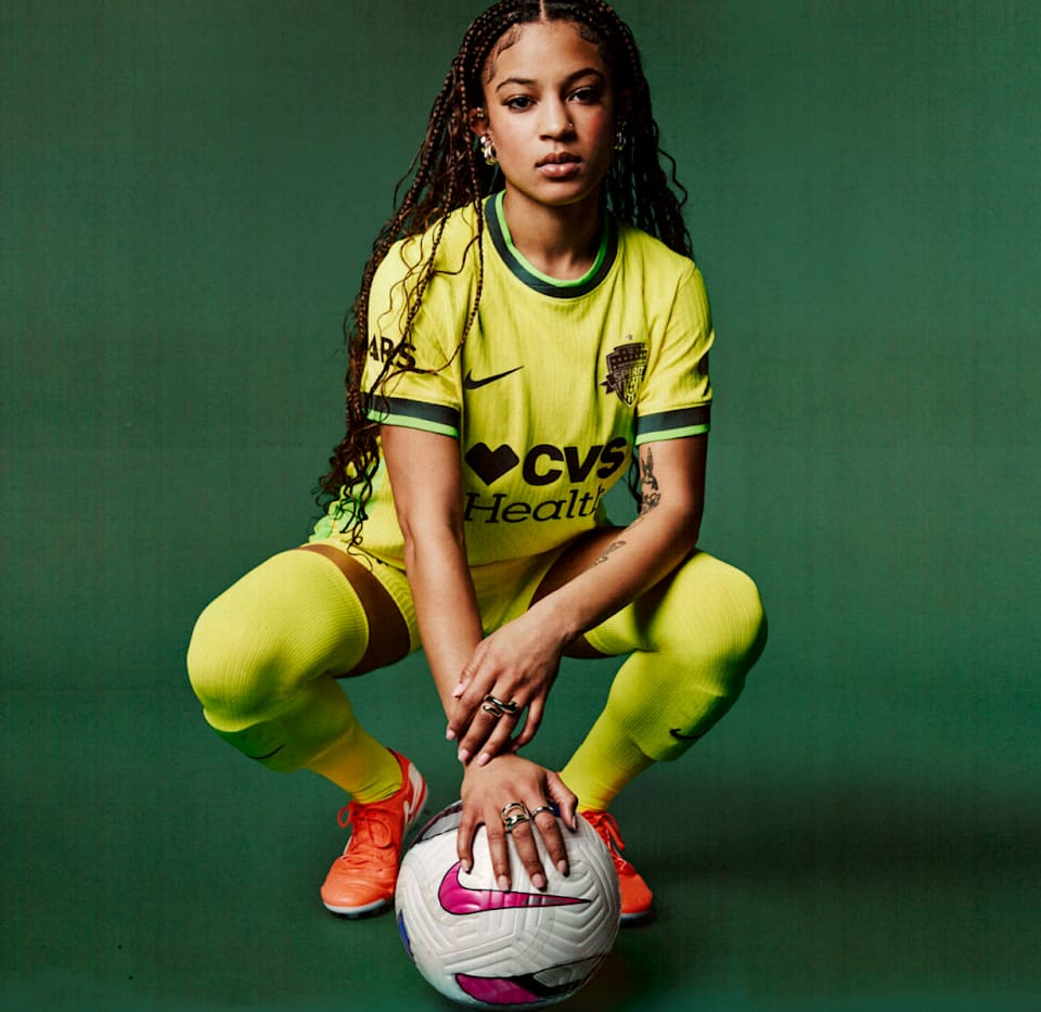 Nike Locker Room. Equipo para fans, estilos de atletas y ropa deportiva