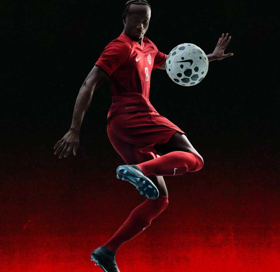 Nike Football, Canada Home Kit