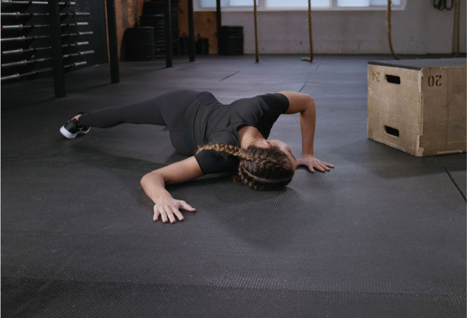 8 Wind-Down Stretches to Do Before Bed. Nike HR