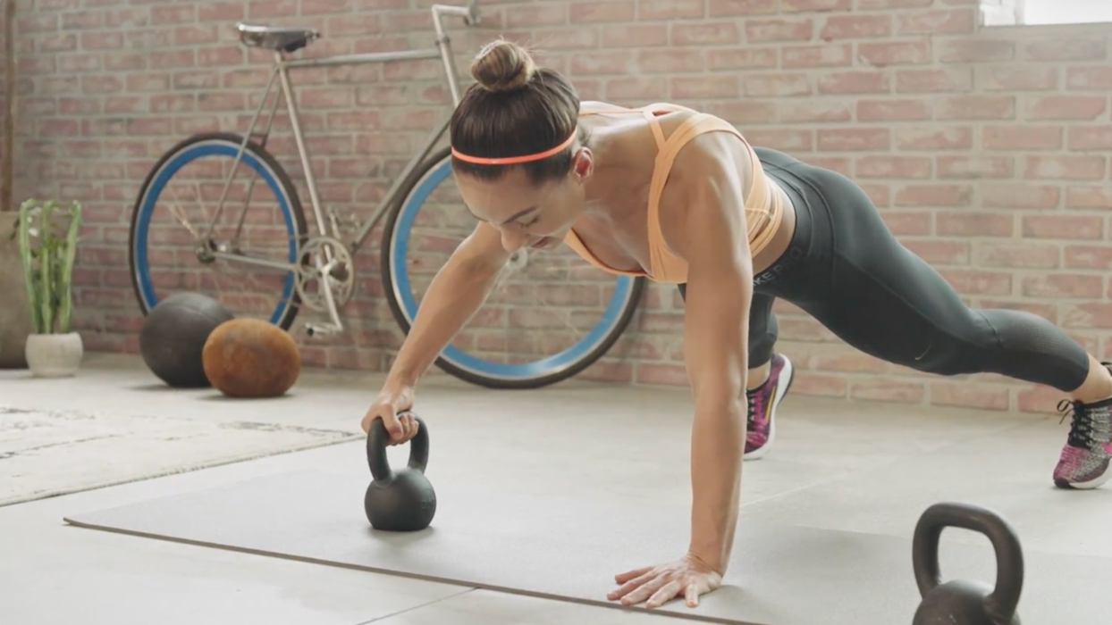 6 Essential Kettlebell Moves to Build Strength. Nike IE