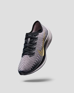 black and white womens nike