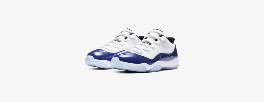 WMNS JORDAN 11 LOW. Nike AR