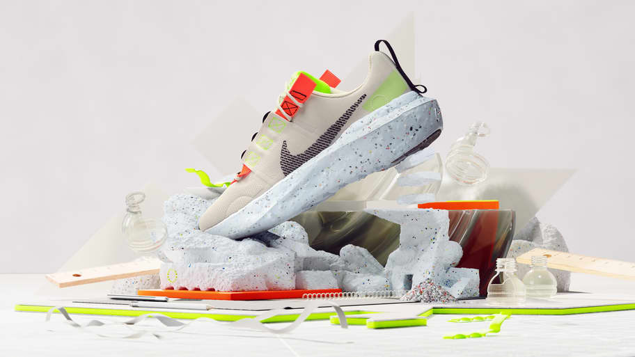 Nike. Just Do It. Nike RU
