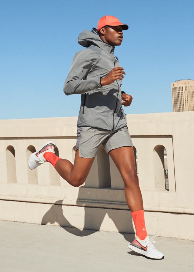 choose nike running shoes