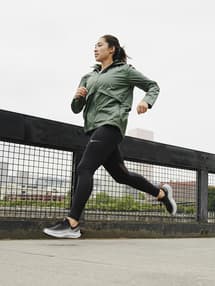 Nike women's winter running clothes top