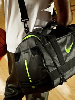 トレーニングに最適なジムバッグとは. Nike 日本