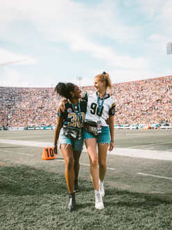 What to Wear to an American Football Game: 8 Nike Outfit Ideas. Nike CA