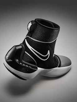 MMM　ナイキ ペガサス ターボネクストネイチャー 26cm どんな地形でもスムーズに動ける、多用途なNike ペガサス ターボ