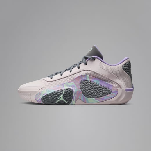 Basket marche sportive jordan hot sale