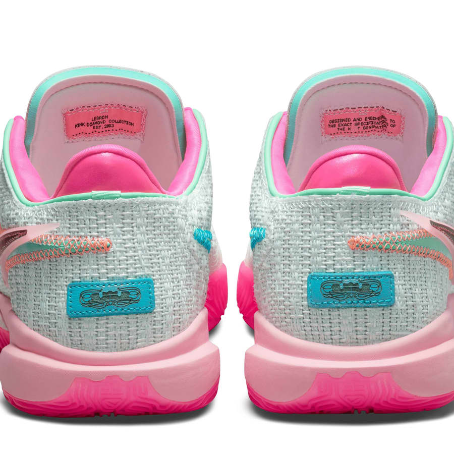 LeBron 20の公式公開情報と発売日.オンラインストア (通販サイト)