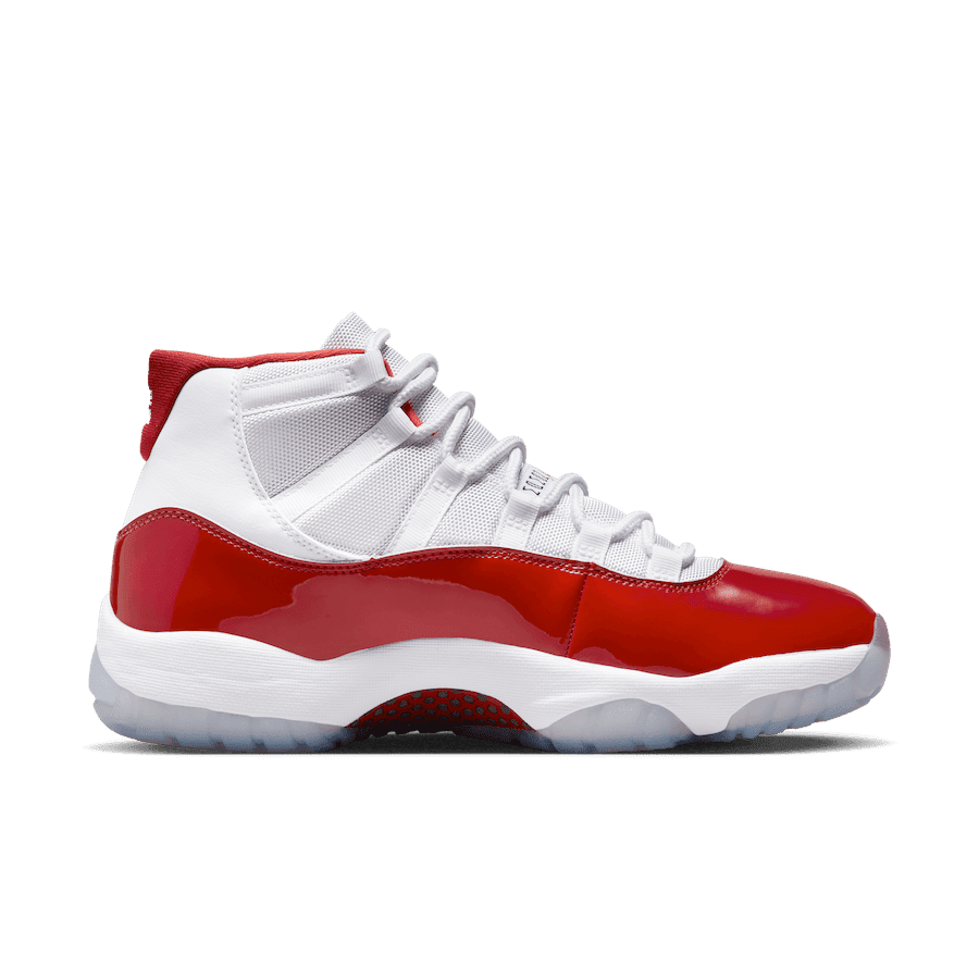 El Air Jordan 11 llega en color Varsity Red Nike