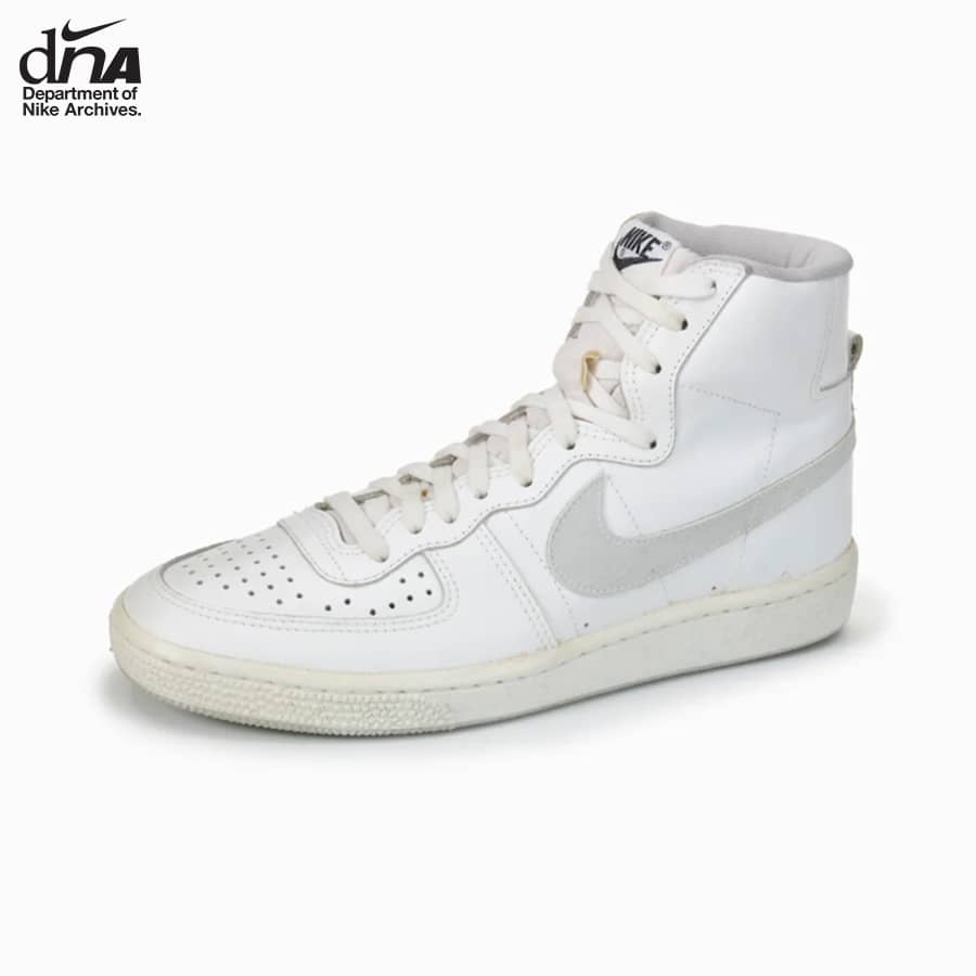 Nike legend high discount