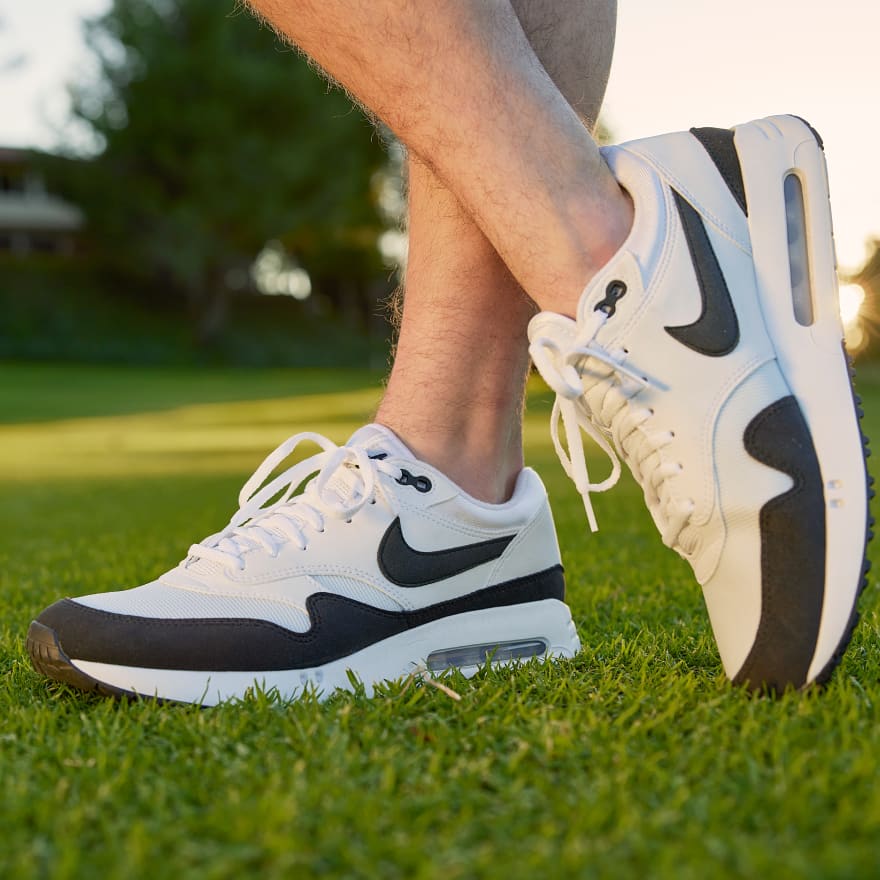 Nike Golf. Nike AT