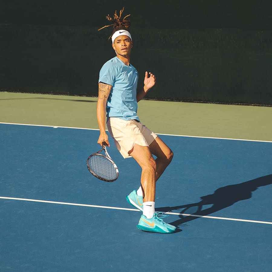 Nike top tennis sales