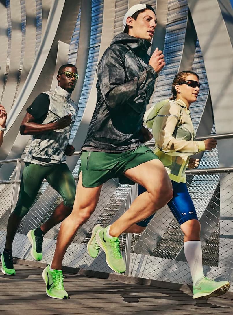 さまざまな気温に応じた最適なランニングギアの選び方 Nike 日本