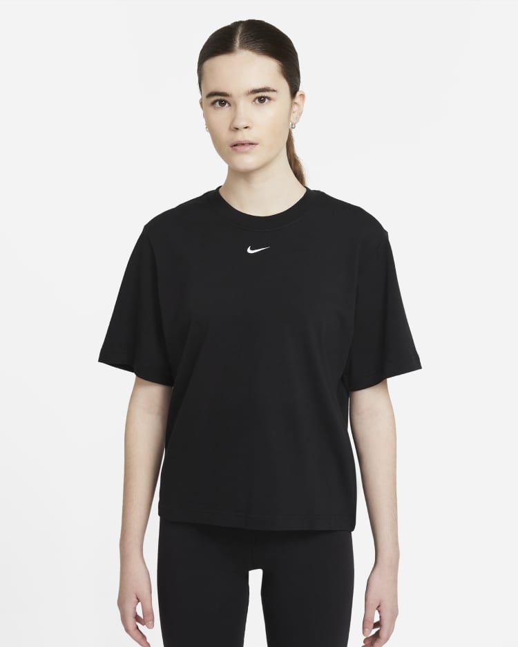 Women s Tops T shirts Size Chart. Nike UK