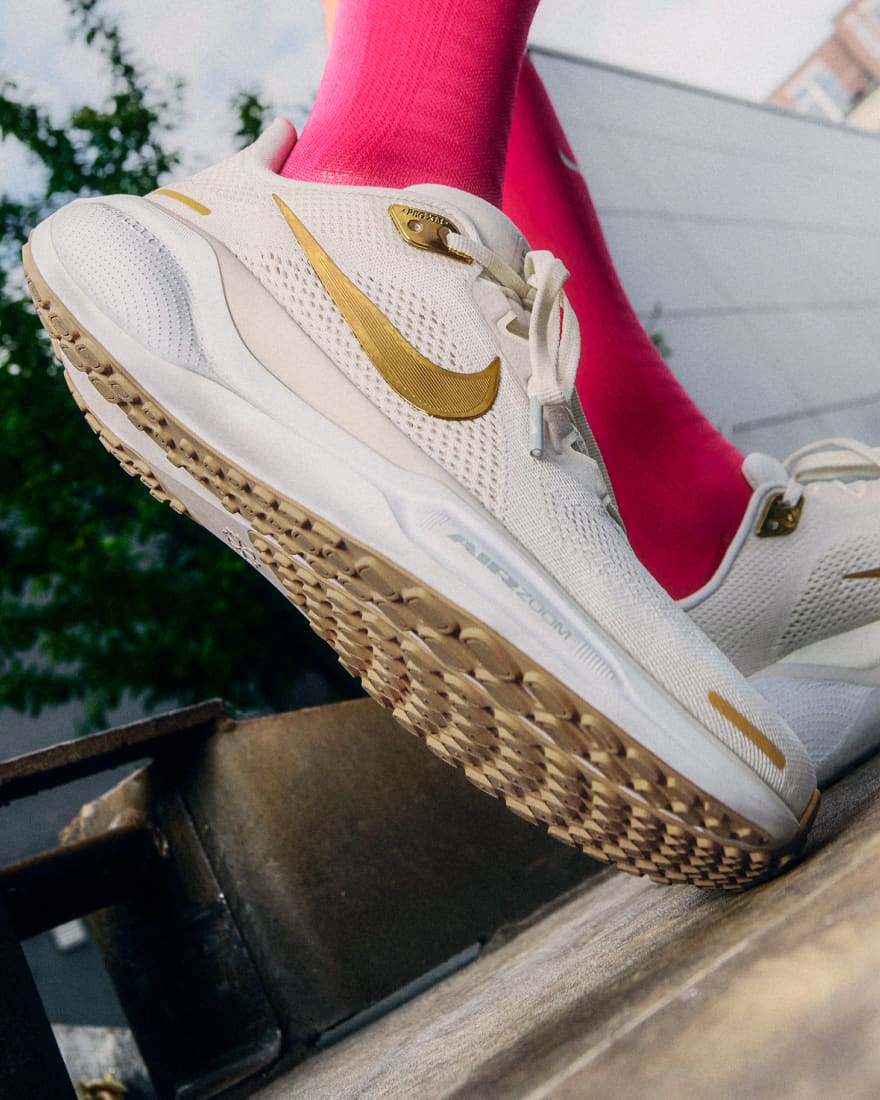 NIKE ナイキ ジャーニーラン ランニングシューズ メンズ FN0228