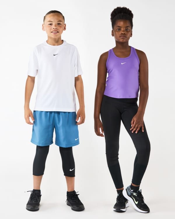Little boys nike clothes hotsell